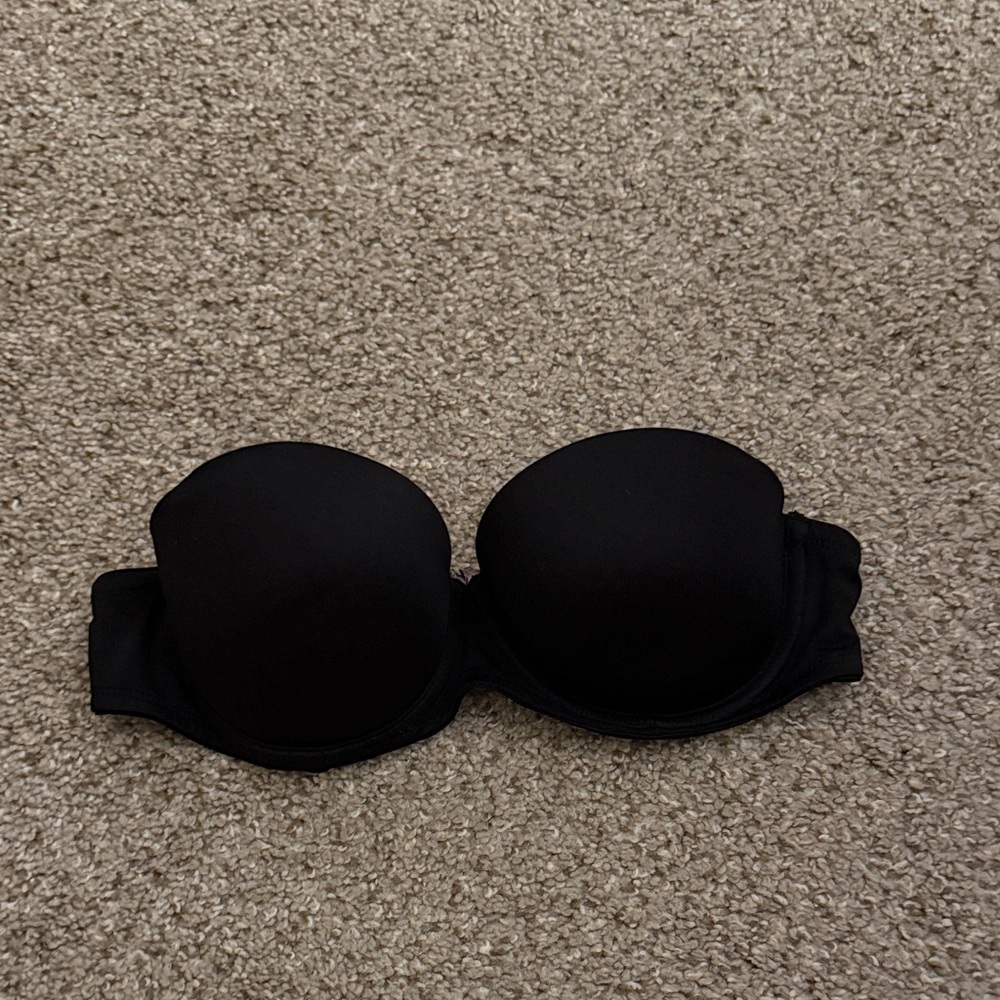 PINK Victoria's Secret Black Strapless Push-Up Bra